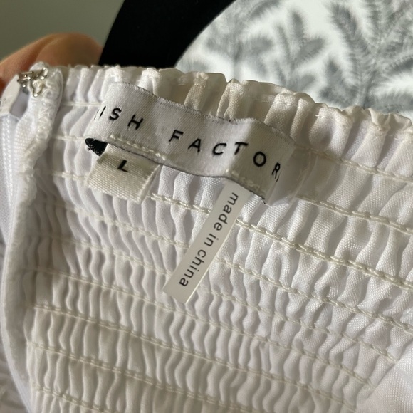 White English Factory Puffy Sleeve Top - Picture 6 of 6